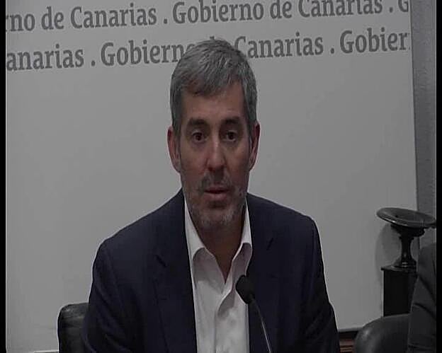 Clavijo ve «muy lejos» el acuerdo sobre presupuestos pero «no tira la toalla»