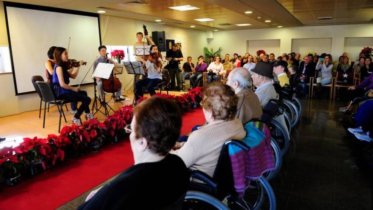 5.341 dependientes engrosan la lista de espera por una residencia