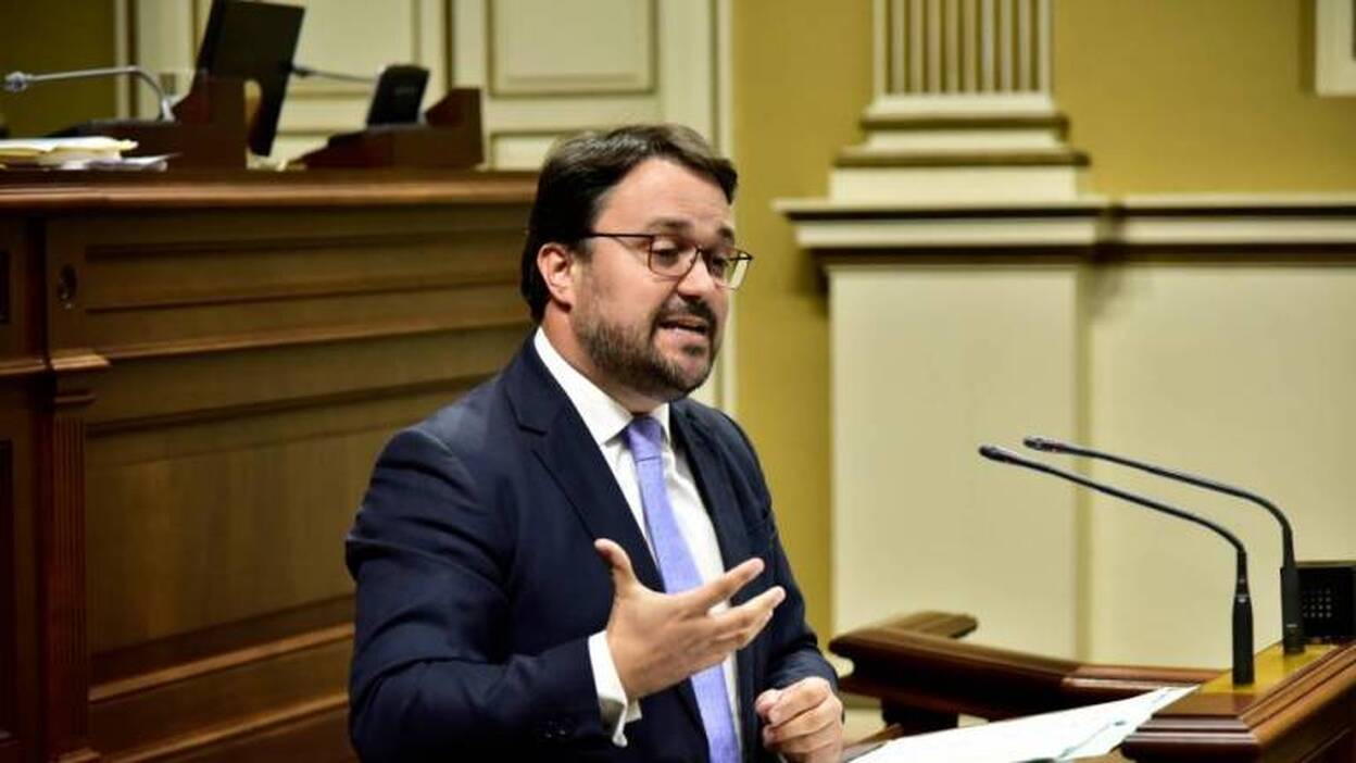 Antona: Clavijo insulta a los canarios y desprecia al PP, autor de los éxitos