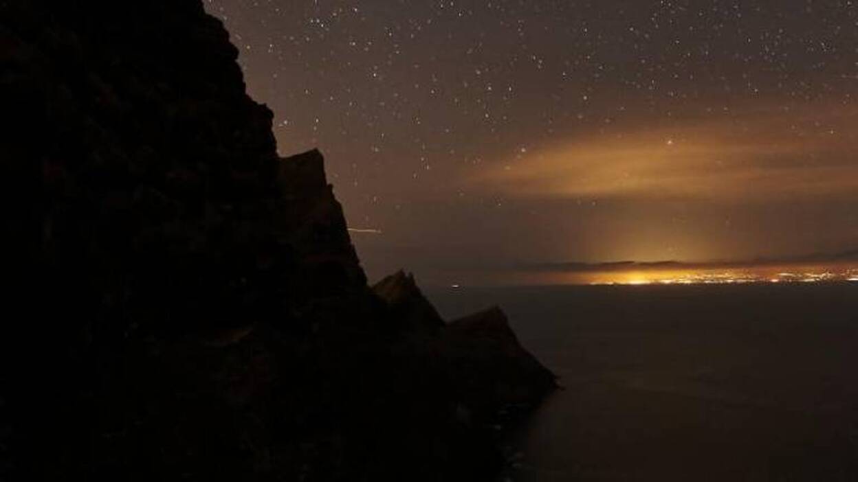 Noche en el Andén Verde