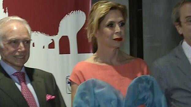 Ágatha Ruiz de la Prada no formaliza su relación con Luis Miguel