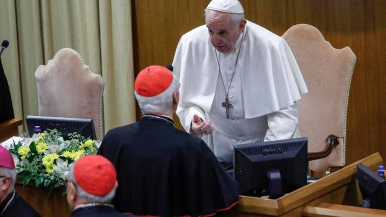 La cumbre vaticana sobre abusos pide que los obispos rindan cuentas