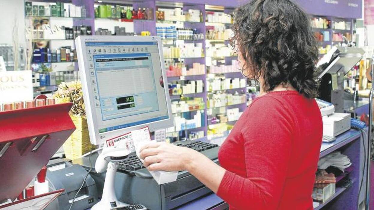 Los trabajadores pluriempleados suben un 60% en Canarias en un año