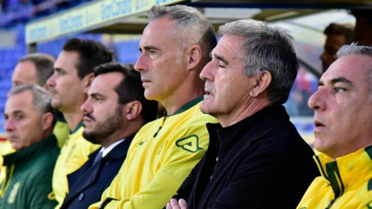 Hoy será oficial: Paco Herrera, cesado