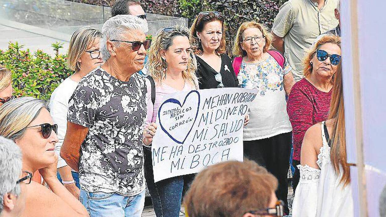 Sanidad ha entregado 489 historias clínicas a afectados de iDental