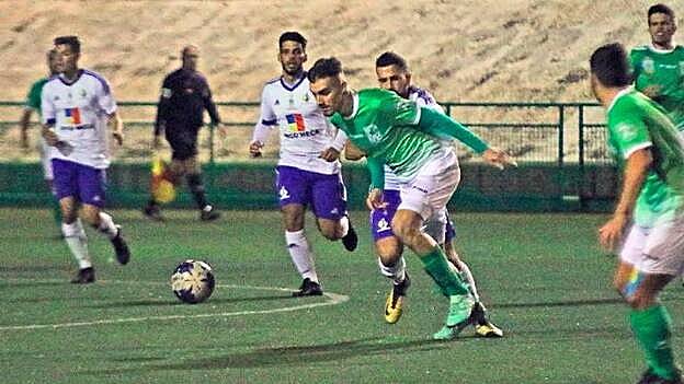 El esfuerzo del Estrella ante un Maspalomas conservador, solo tuvo como premio un punto.