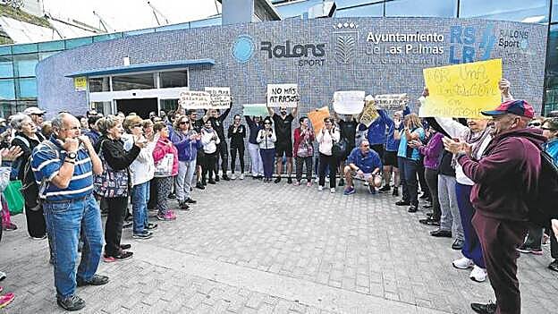 Los trabajadores de Ralons Sport paran unas horas