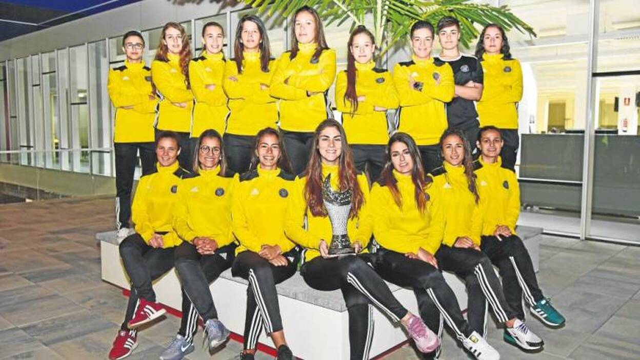 El Uni, el comienzo de algo grande