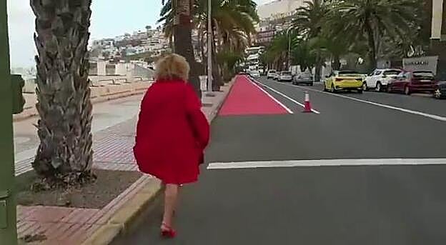 Nardy Barrios, a lo ‘Chiquito’ en el Paseo de Chil