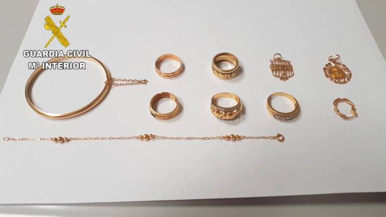 Detenido un hombre por robar 4.000 euros en joyas de una vivienda de Arucas