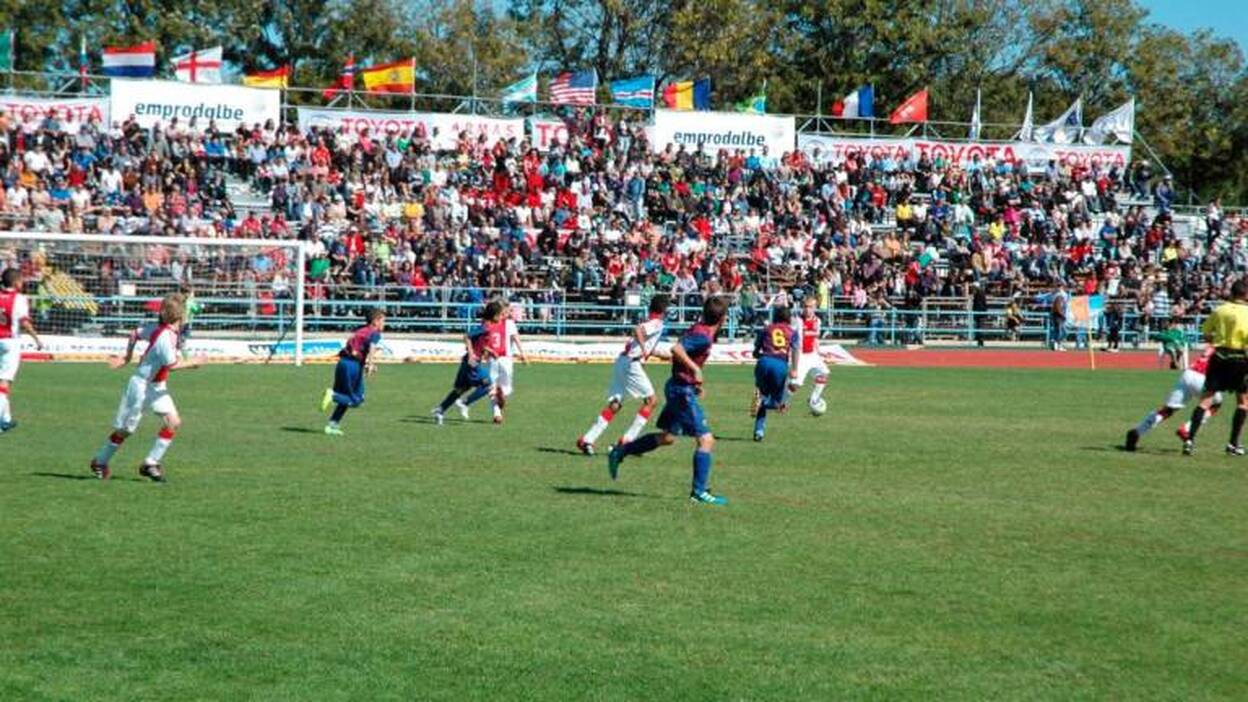 Sin partidos de fútbol antes de las 19.30 horas