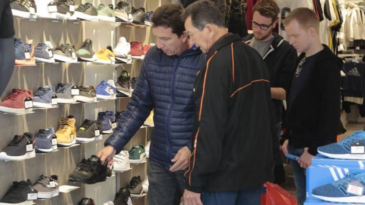 Hacienda facilitará la devolución del IGIC a los turistas no europeos