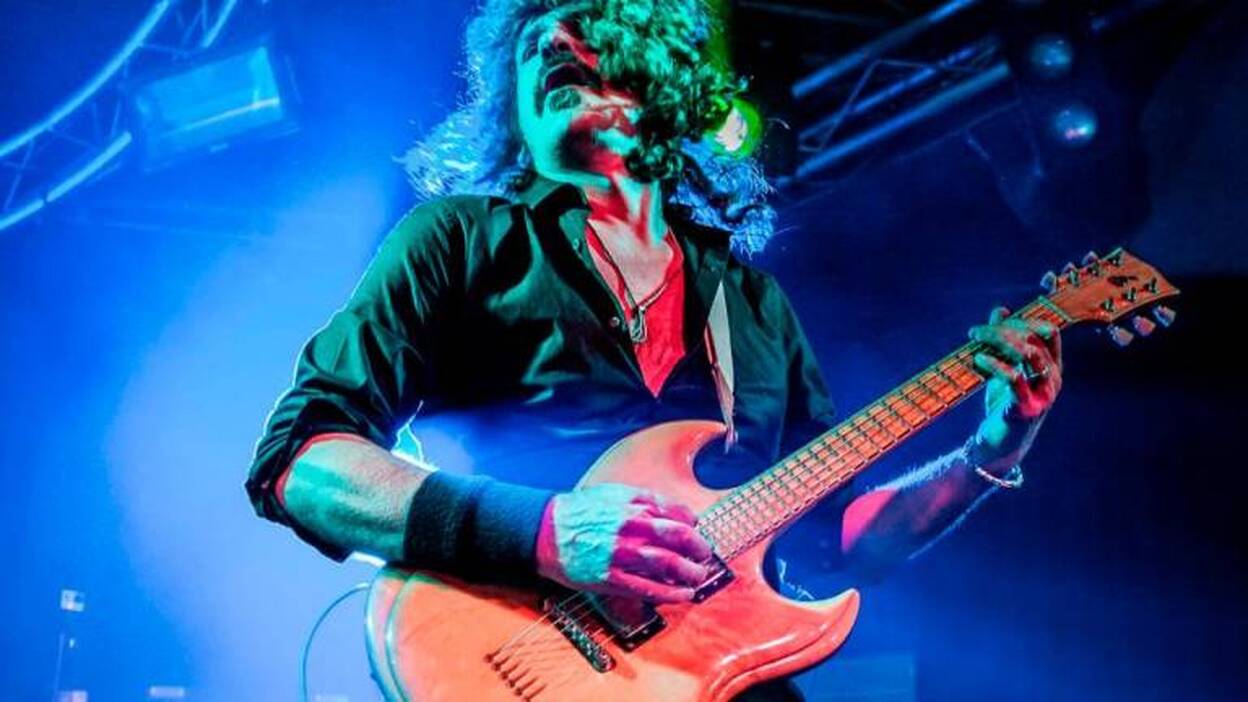 Iñaki Antón, de Extremoduro, lleva su rock al mundo de Bach