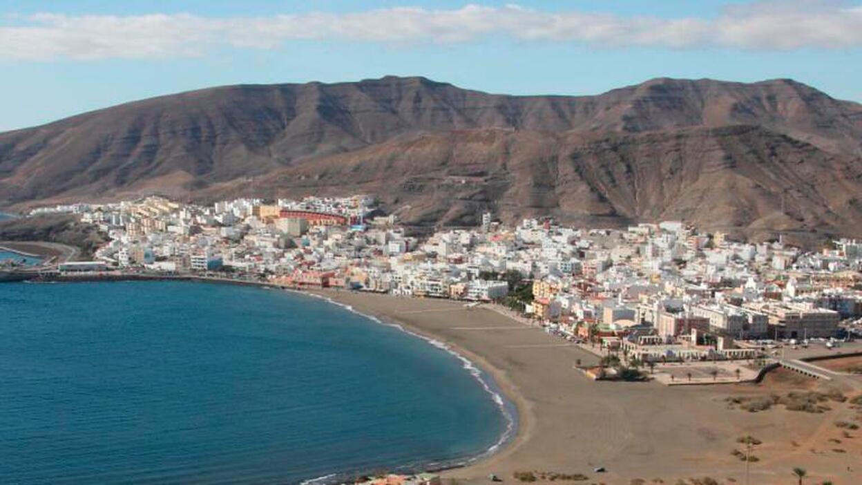 Llegan dos inmigrantes que viajaron en patera a Fuerteventura