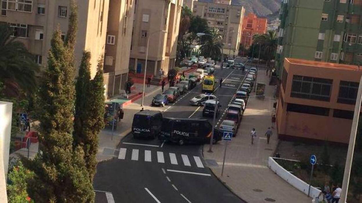 Robó en el interior de seis coches en la capital grancanaria