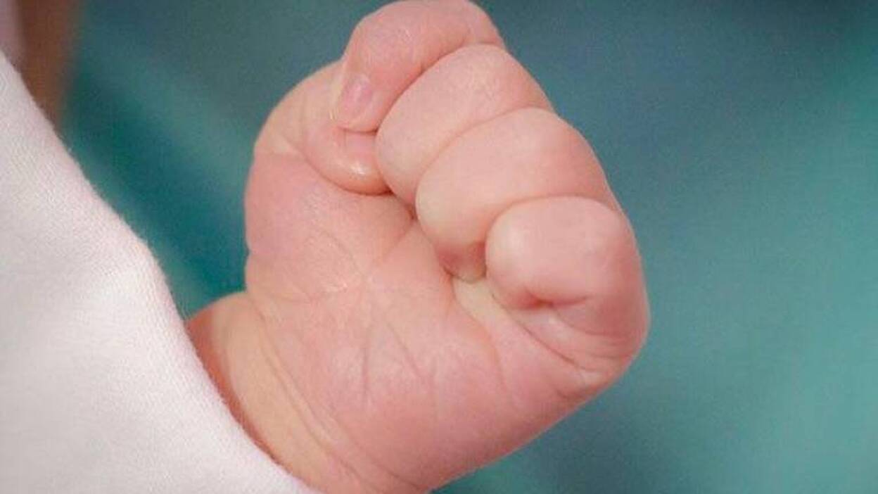 No eran piedras, era un bebé