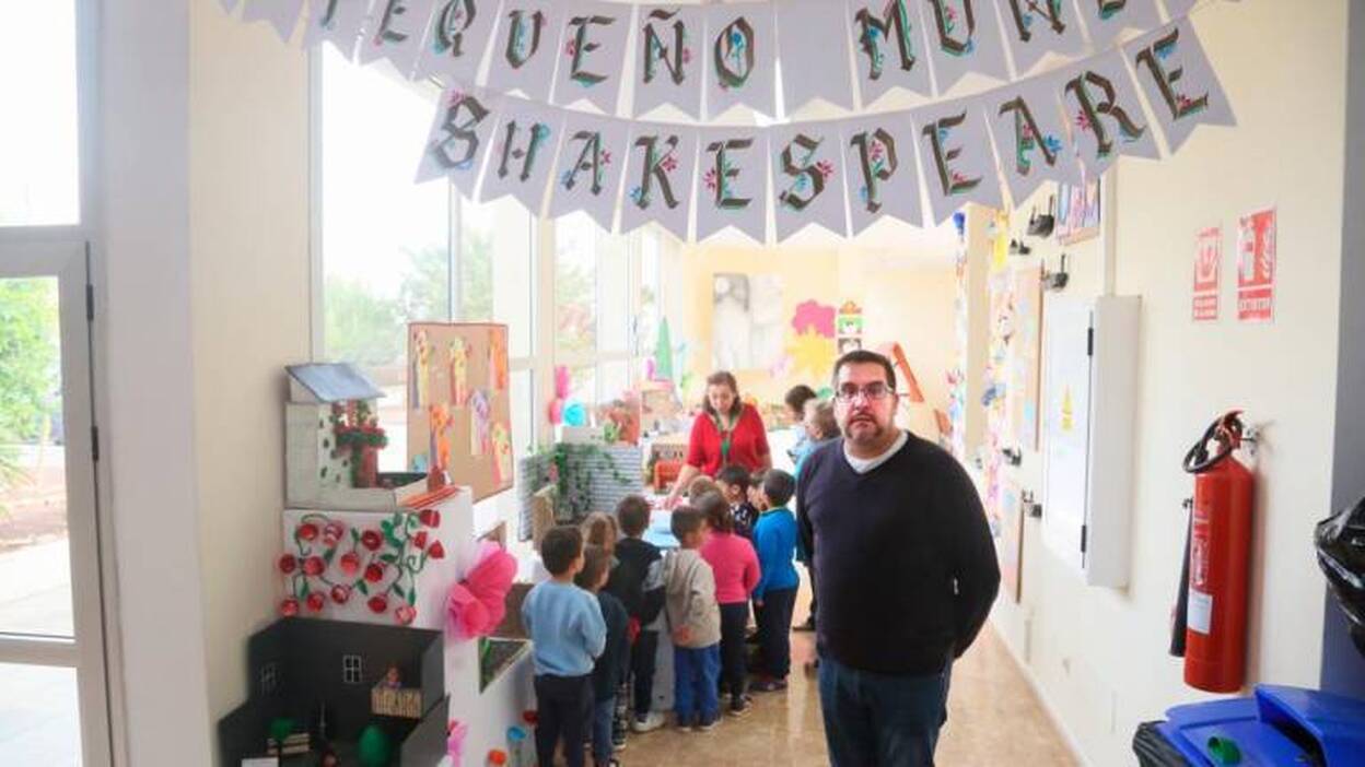 El CEO Antigua enseña Literatura de otra manera