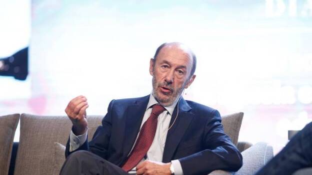 El estado de salud de Rubalcaba es de "extrema gravedad", según parte médico