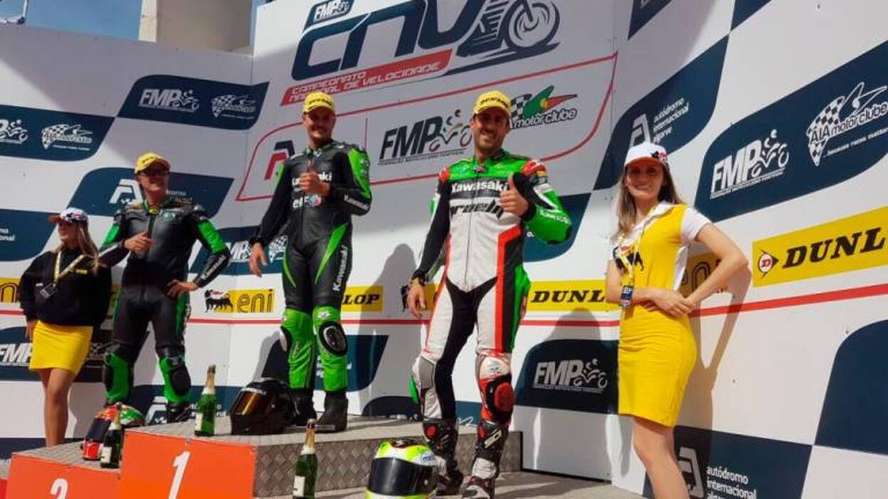 El piloto grancanario Abián Santana gana en Portugal y se coloca líder