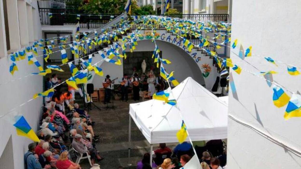 El Hospital Ntra Sra de Los Dolores celebra un programa de actividades por el Día de Canarias