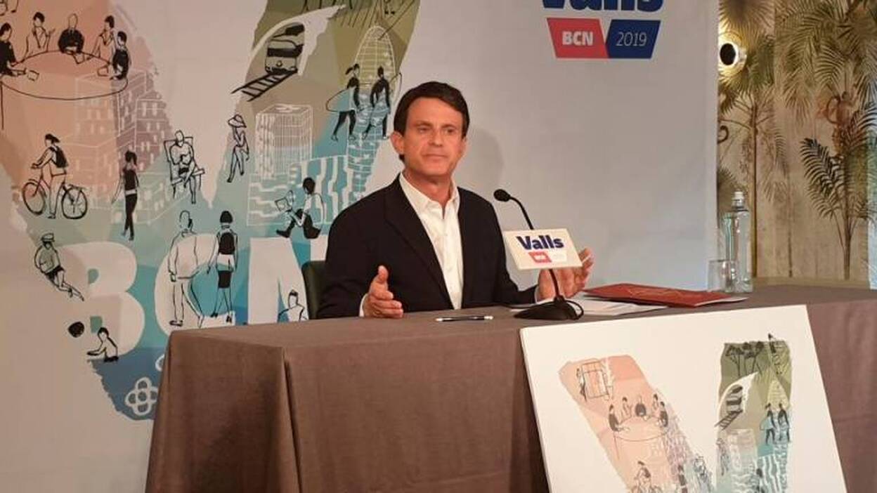 Valls se ofrece a Colau y Collboni para evitar una alcaldía independentista