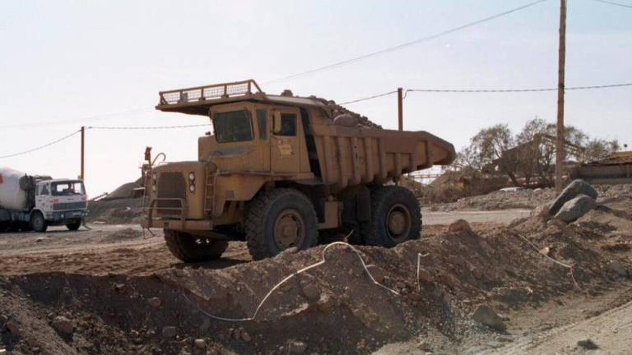 El juzgado obliga a cerrar la planta de áridos del barranco de Tirajana