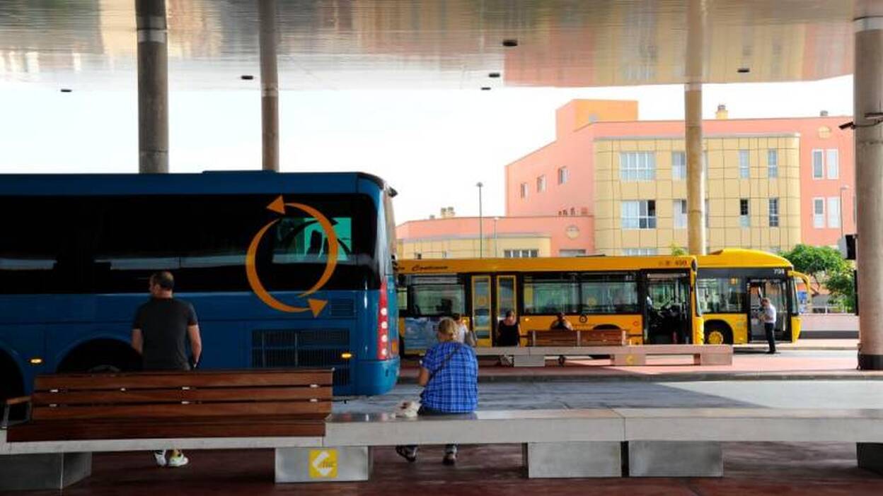 Las tres tarifas planas de guaguas en vigor acumulan 58.765 usuarios