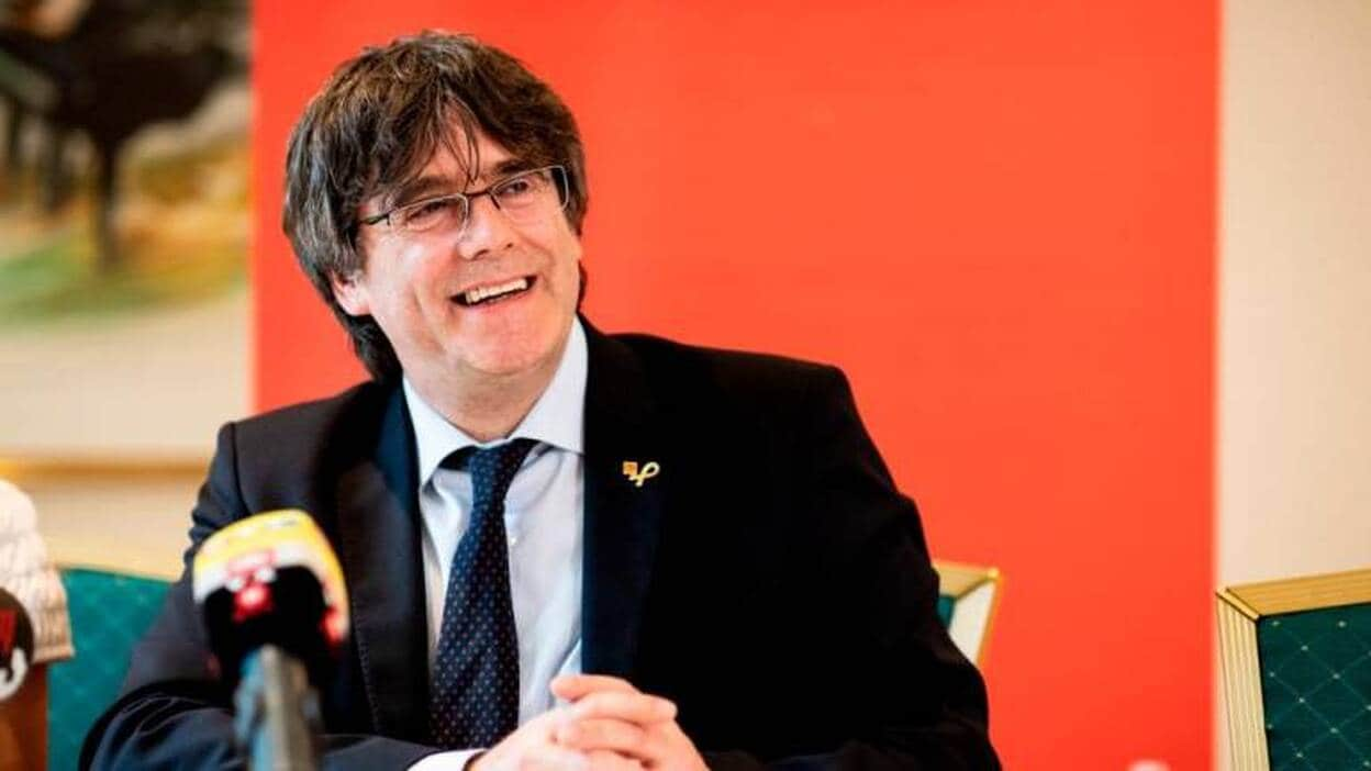 La JEC recuerda a Puigdemont que debe ir a Madrid a por el acta de eurodiputado