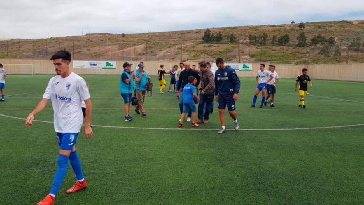 El Tamaraceite pierde con el Prat (0-1) y despide la temporada sin ascenso