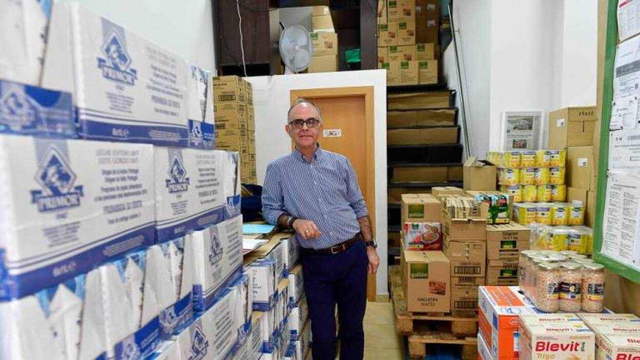 Avesar atiende a 42 familias por la falta de comedores