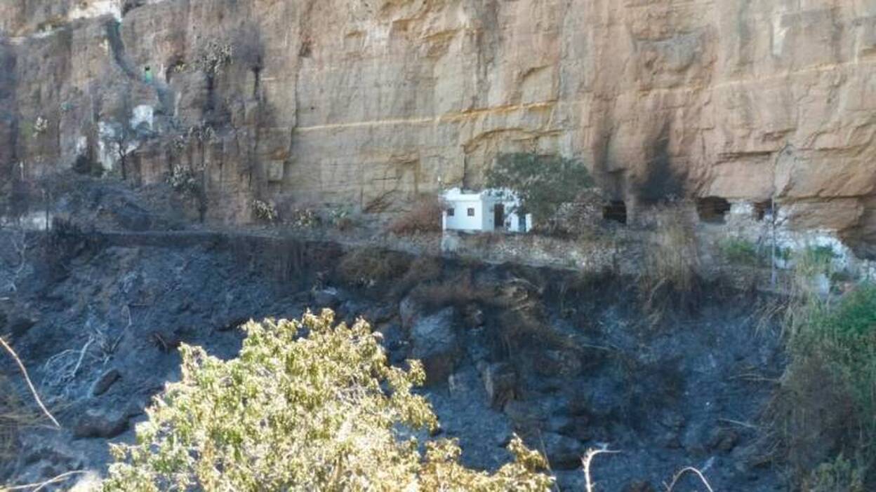 Así ha quedado El Hornillo tras el fuego