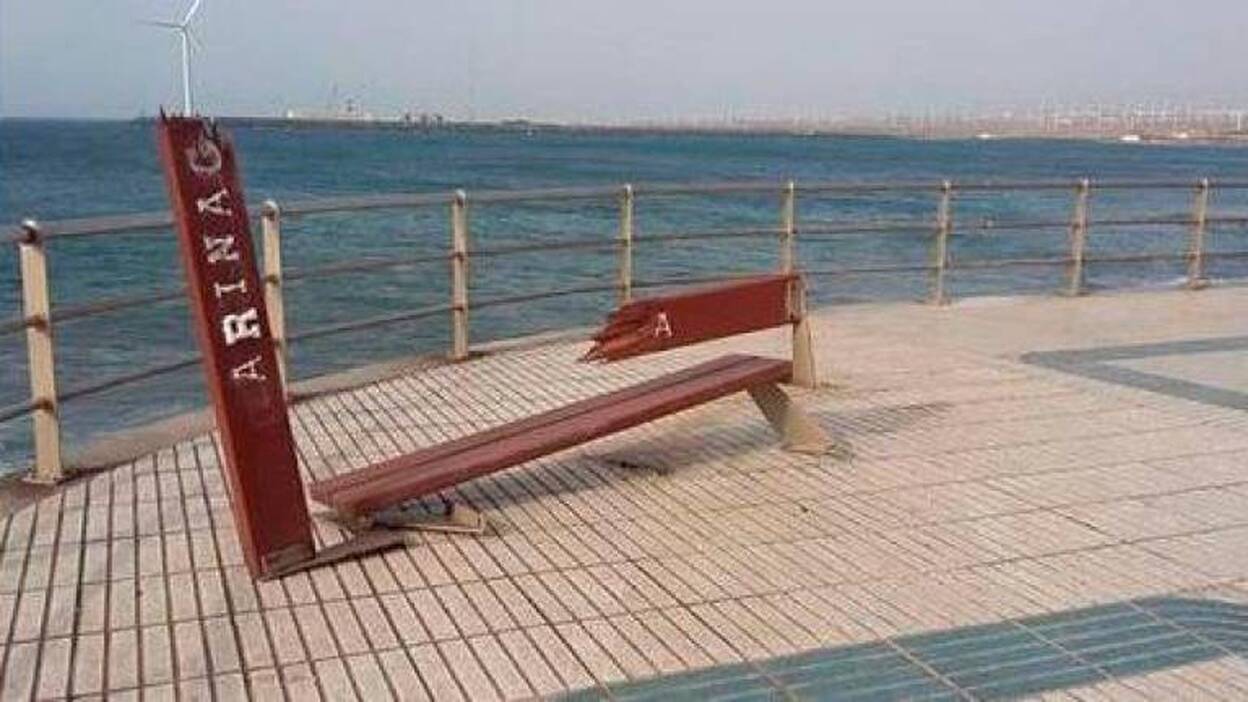 Denuncian actos vandálicos en Arinaga