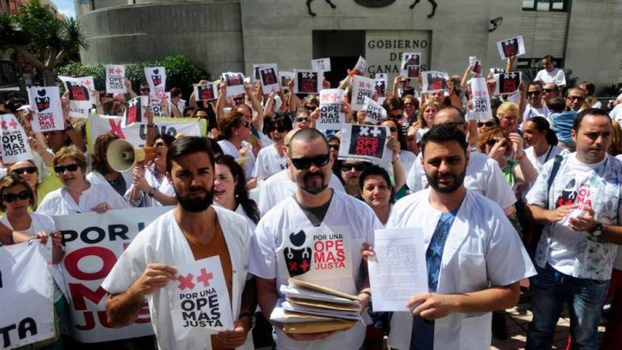 Asamblea7islas denuncia un "ere encubierto" en la oferta pública de Sanidad