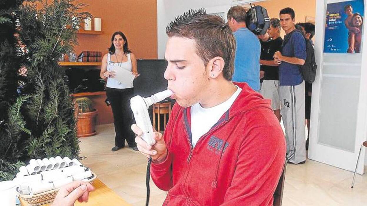 El Insular participa en un estudio  que reduce el cáncer de pulmón