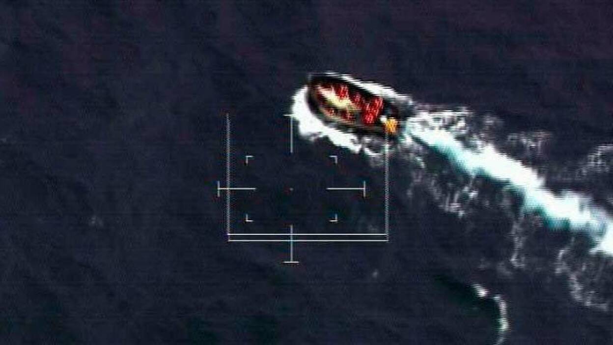 Tres menores y 1 embarazada en la patera rescatada en Arguineguín