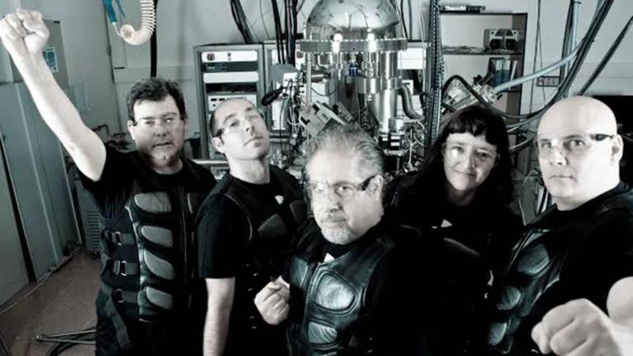 «Encajamos como un guante en el presente»