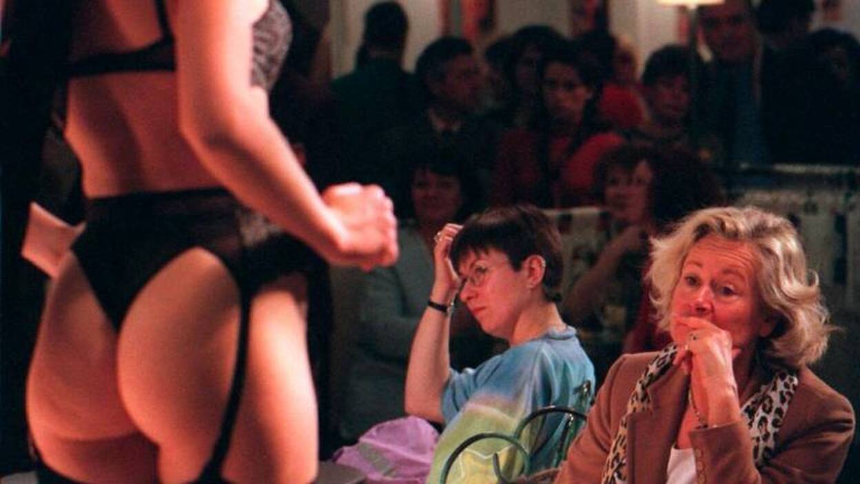 Ser un máquina y el mito de la virginidad empujan a tener sexo la primera vez