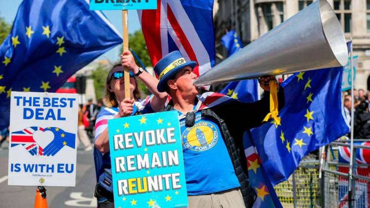 El Parlamento británico afronta un escenario endiablado