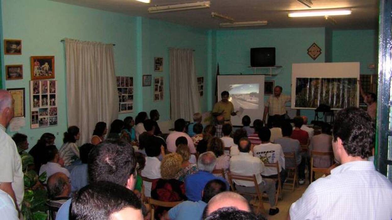 El Cabildo se abre a replantearse el proyecto de la vía tangencial