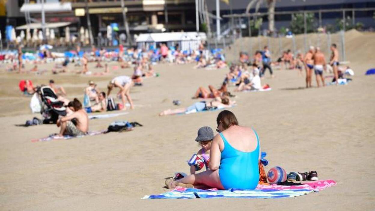 Isdin y Babaria retirarán del mercado dos cremas solares infantiles