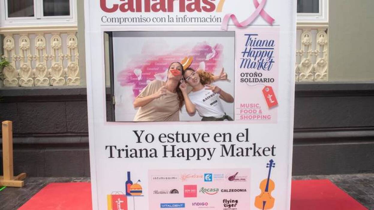 Sonrisas en el photocall del Triana Happy Market