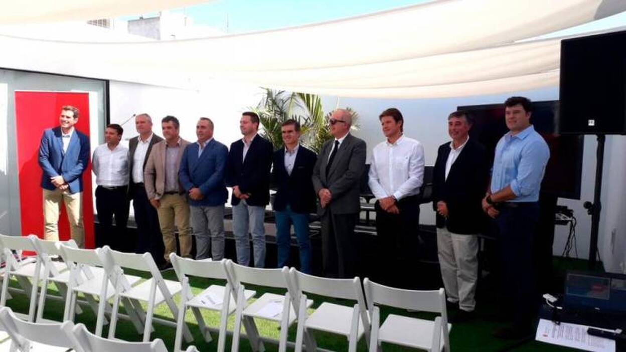 Los tres puertos deportivos se alían para atraer a los superyates