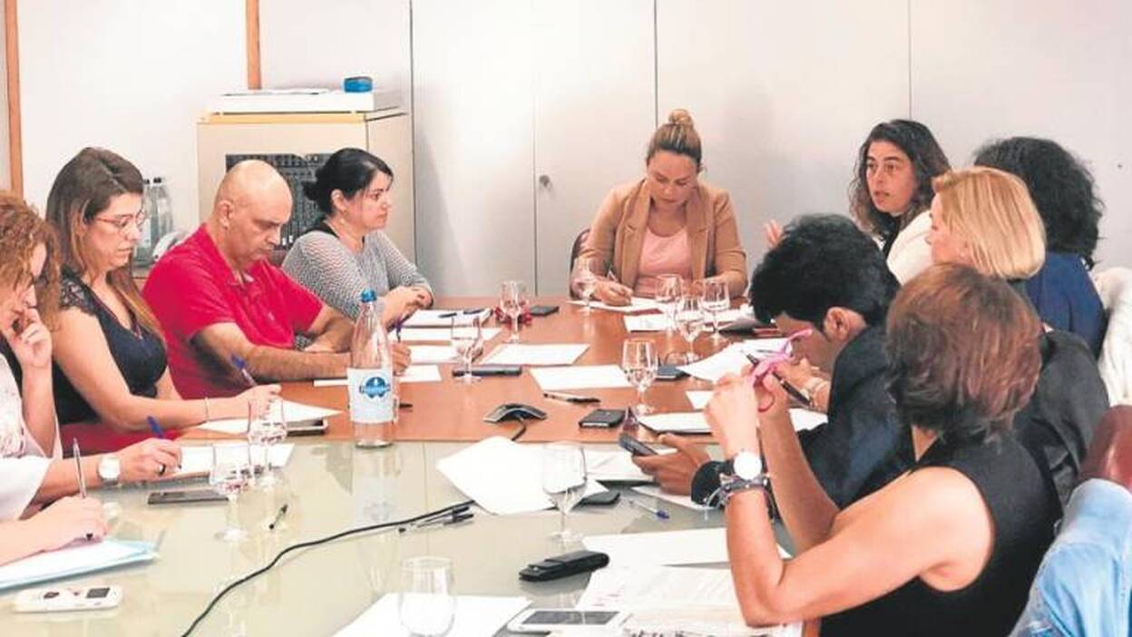 Canarias pedirá el reparto de menores inmigrantes por el Estado