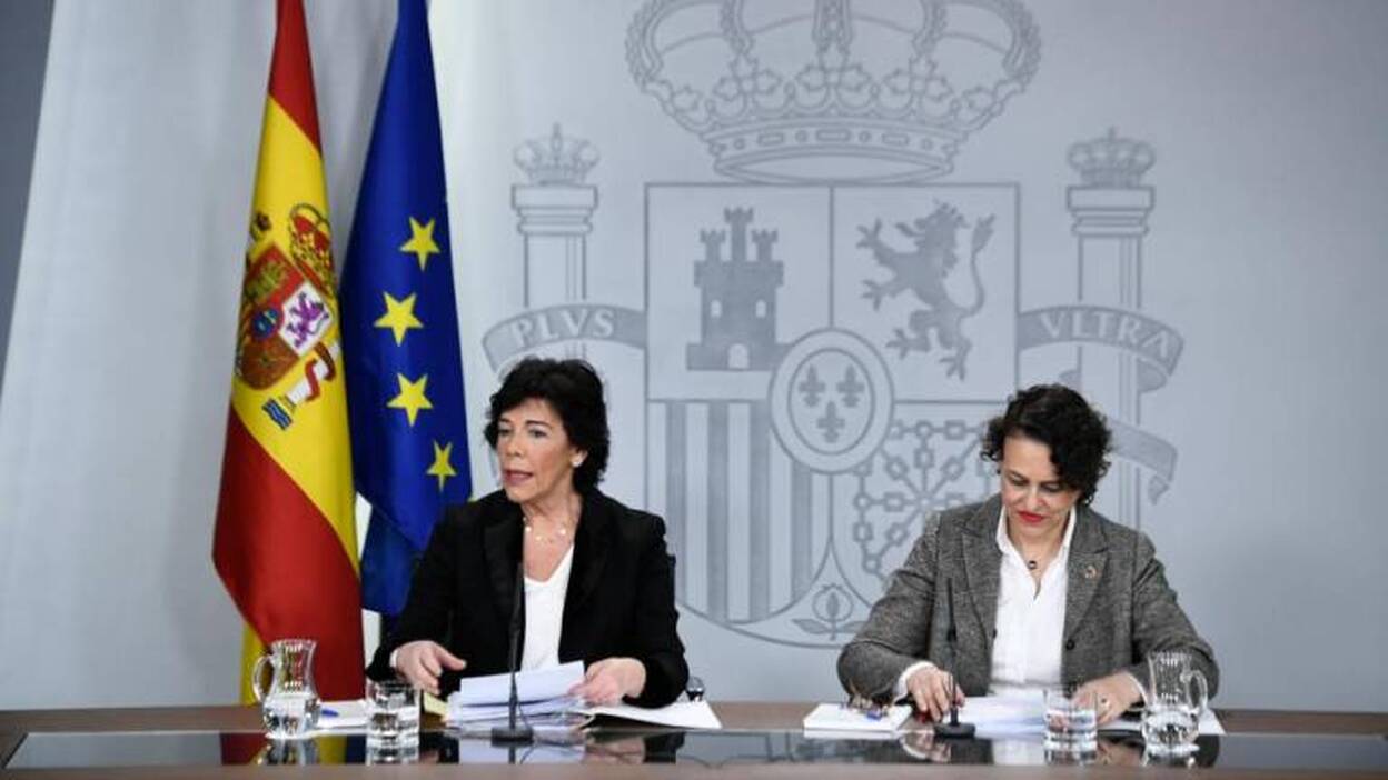 El Gobierno deja al mínimo la hucha de pensiones para pagar los extra de Navidad