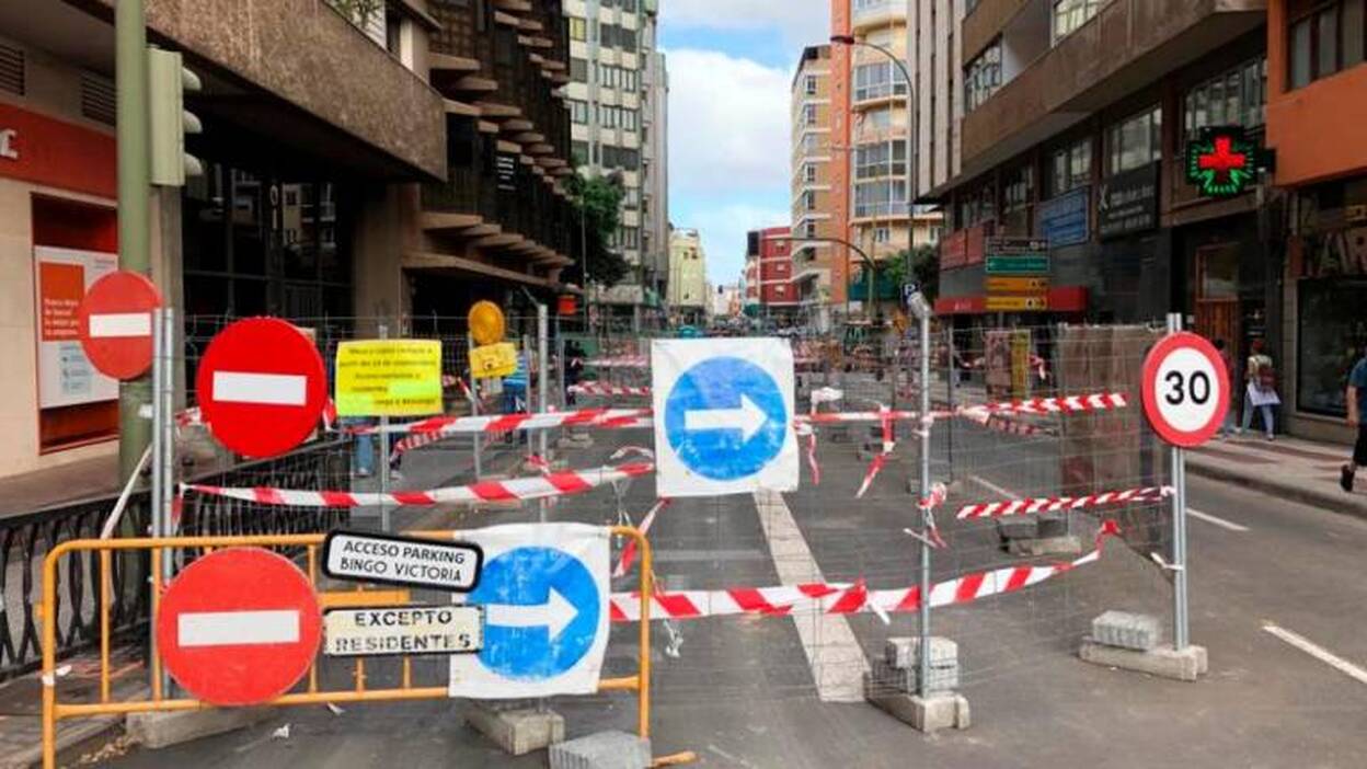 La obra de la MetroGuagua en Mesa y López llegará a Navidad sin rematar