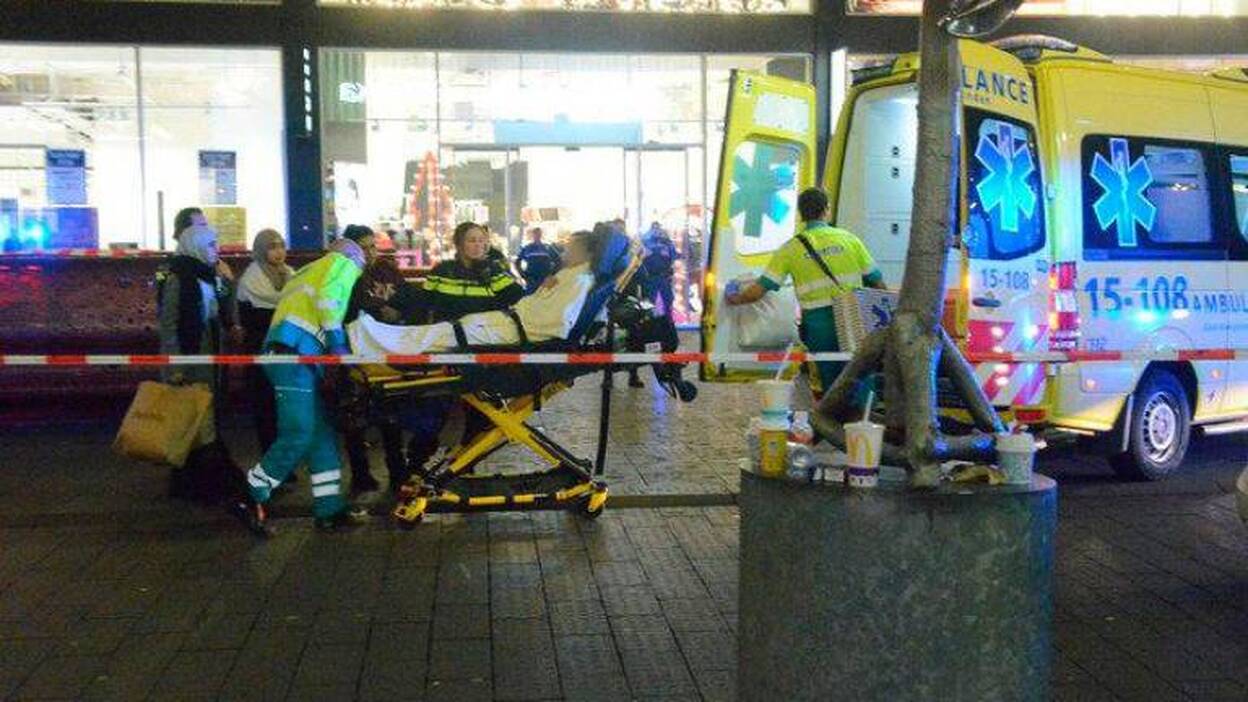 Varios heridos por apuñalamiento en La Haya