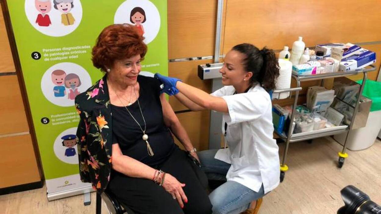 Sanidad compra más vacunas de la gripe por la alta demanda