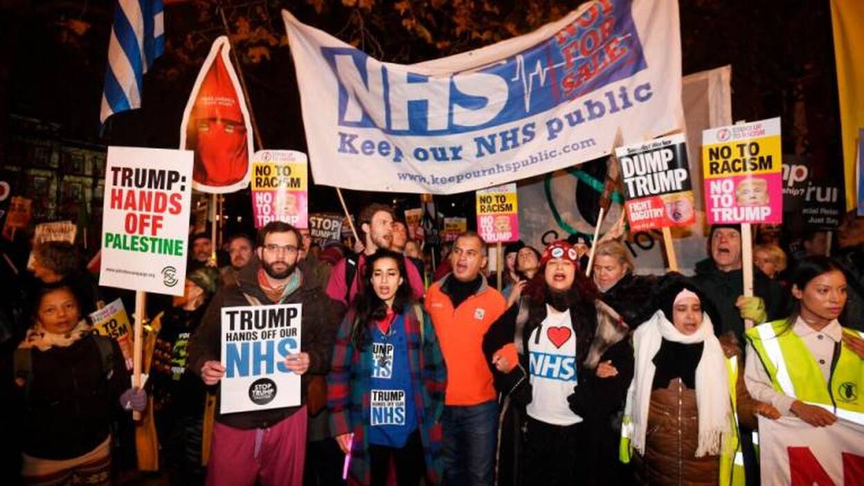 Miles de personas alzan la voz en Londres contra la OTAN y Trump