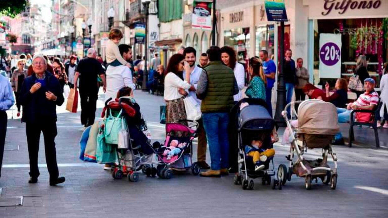 Los nacimientos cayeron un 4,4% en Canarias hasta junio, el triple que la media