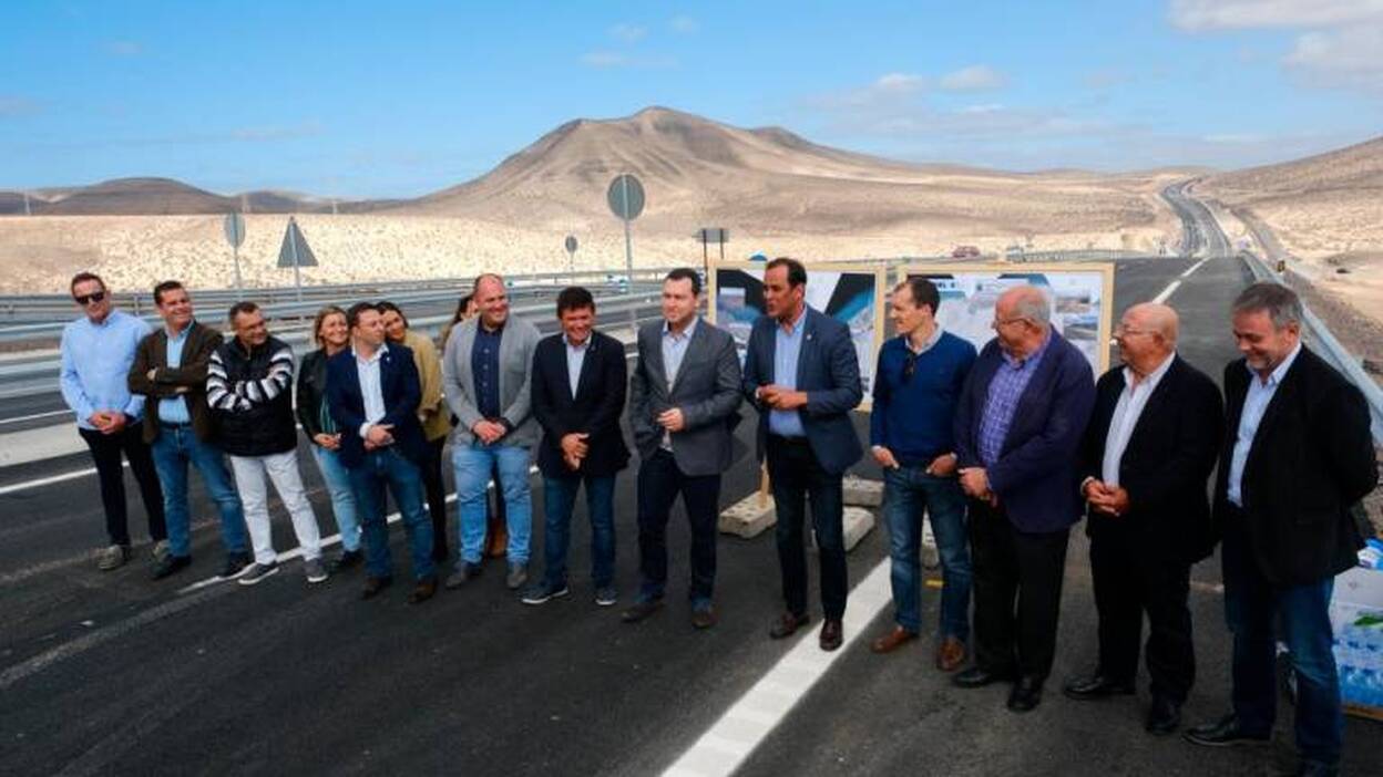 Abre al tráfico la totalidad de la autovía Costa Calma-Pecenescal